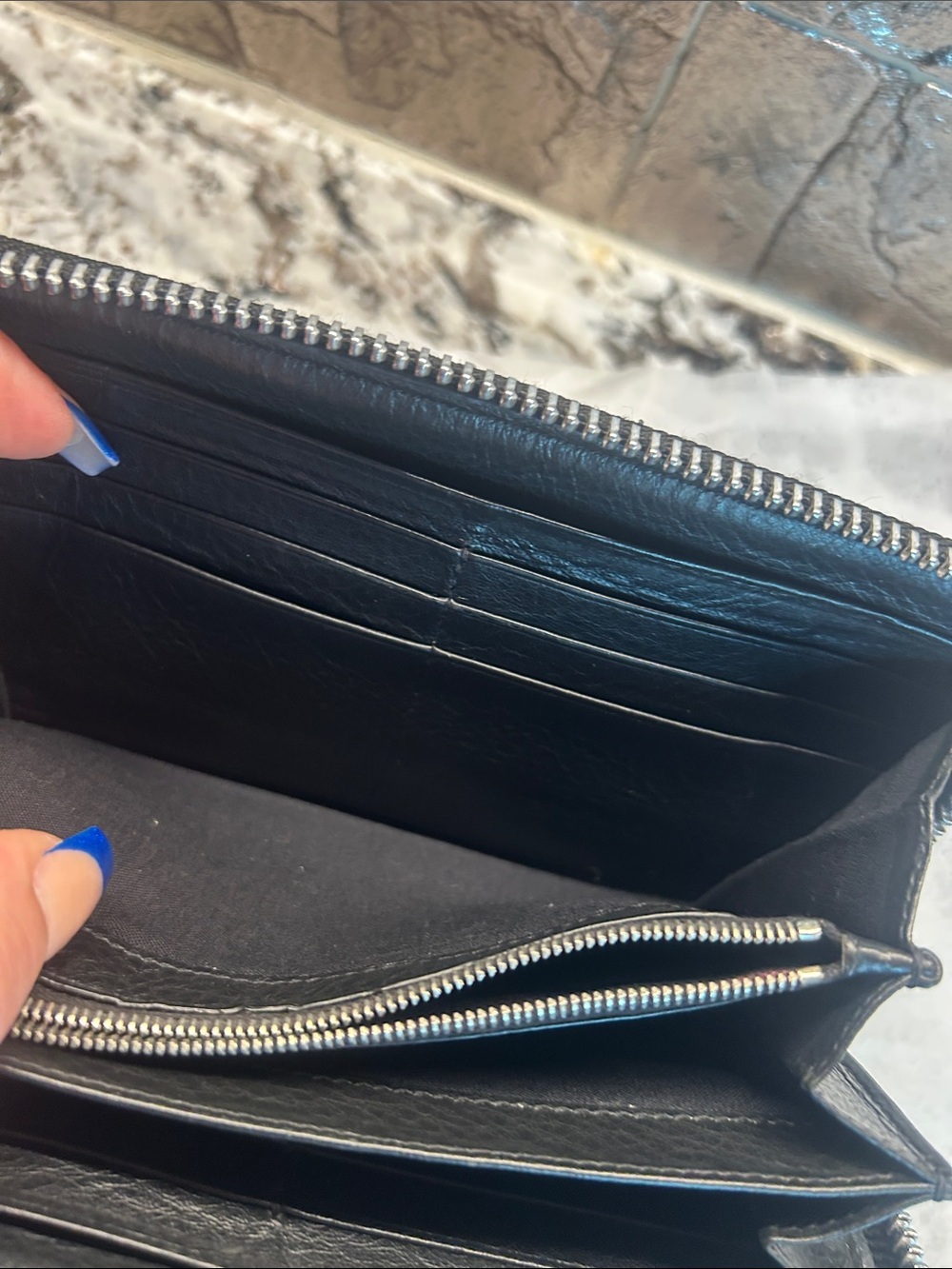 Balenciaga Black Leather Zip-Around Wallet with Envelope Flap - Picture 14 of 15